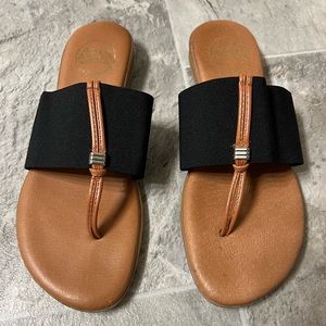 Andre Assous women’s Sandals